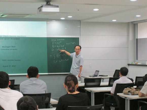 Monthly Seminar(8).JPG